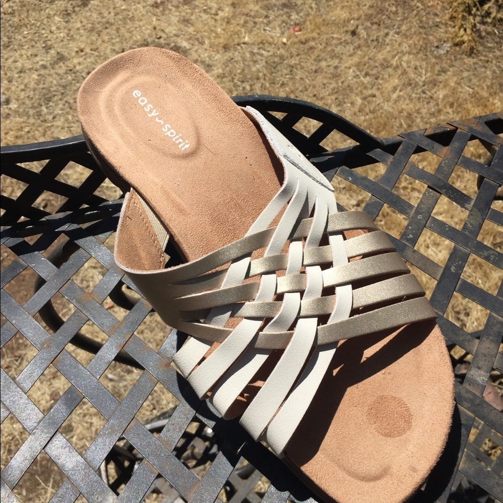 Easy spirit two tone slip on flat sandals - Picture 5 of 7
